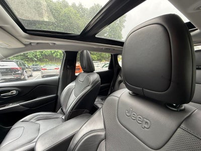 2022 Jeep Cherokee Limited 4WD