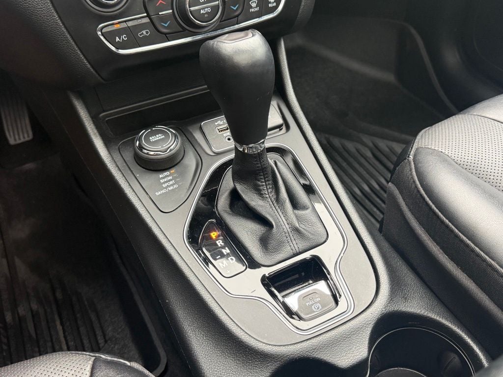 2022 Jeep Cherokee Limited 4WD
