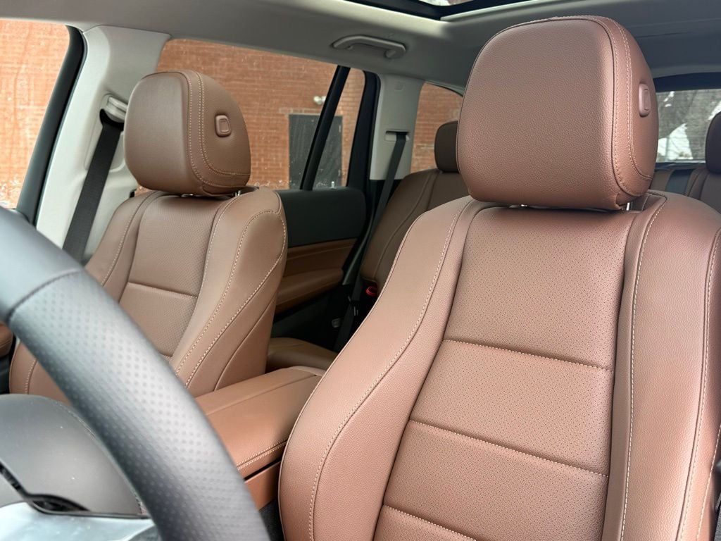 2025 Mercedes-Benz GLS 450 4MATIC®