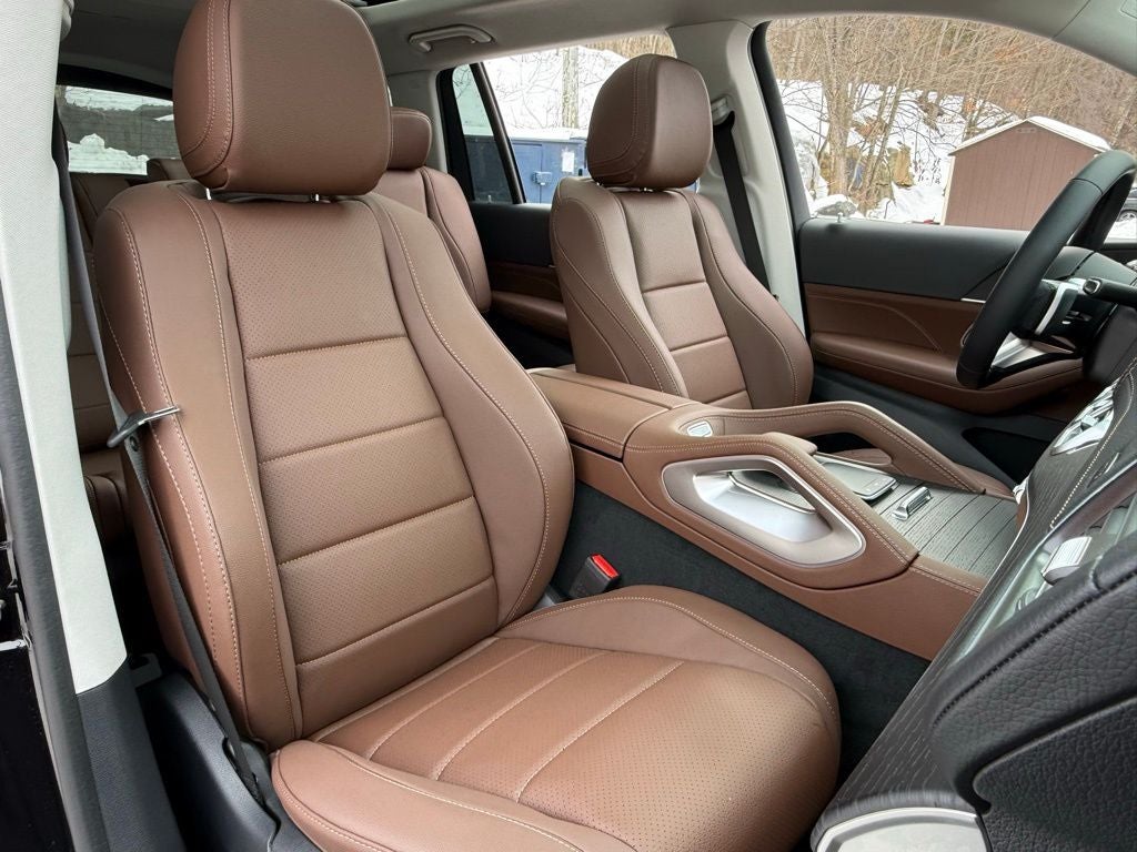 2025 Mercedes-Benz GLS 450 4MATIC®