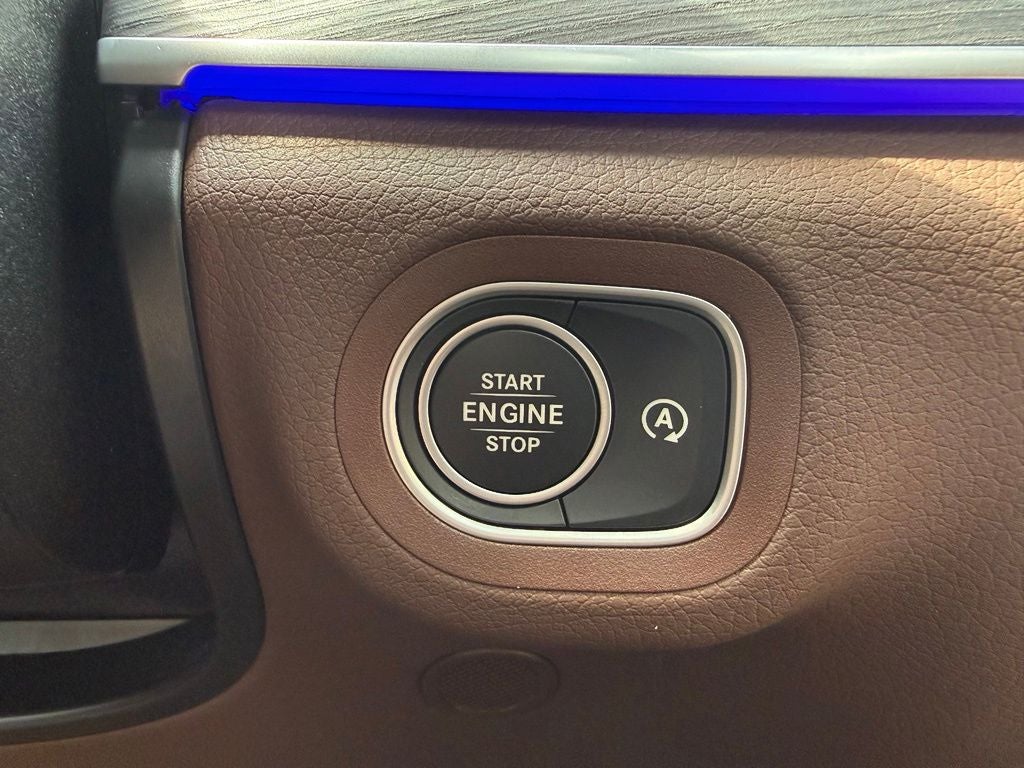 2025 Mercedes-Benz GLS 450 4MATIC®
