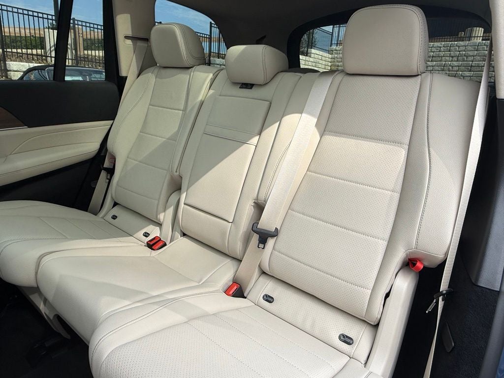 2026 Mercedes-Benz GLS 450 4MATIC®