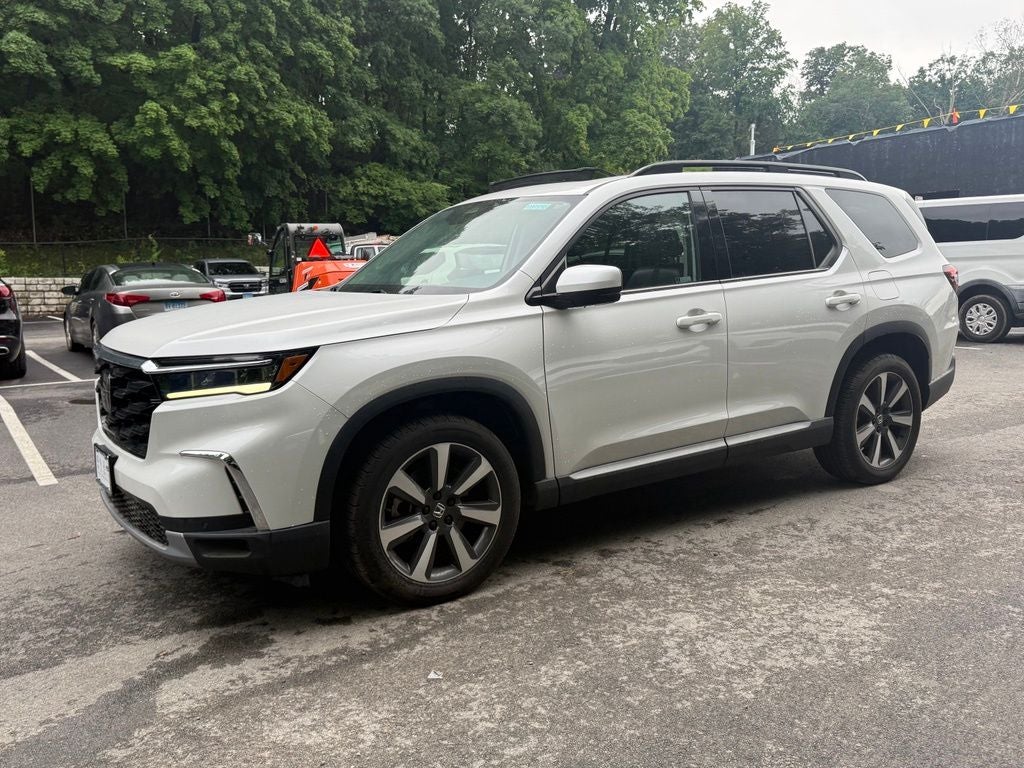 2023 Honda Pilot Touring