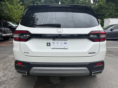 2023 Honda Pilot Touring