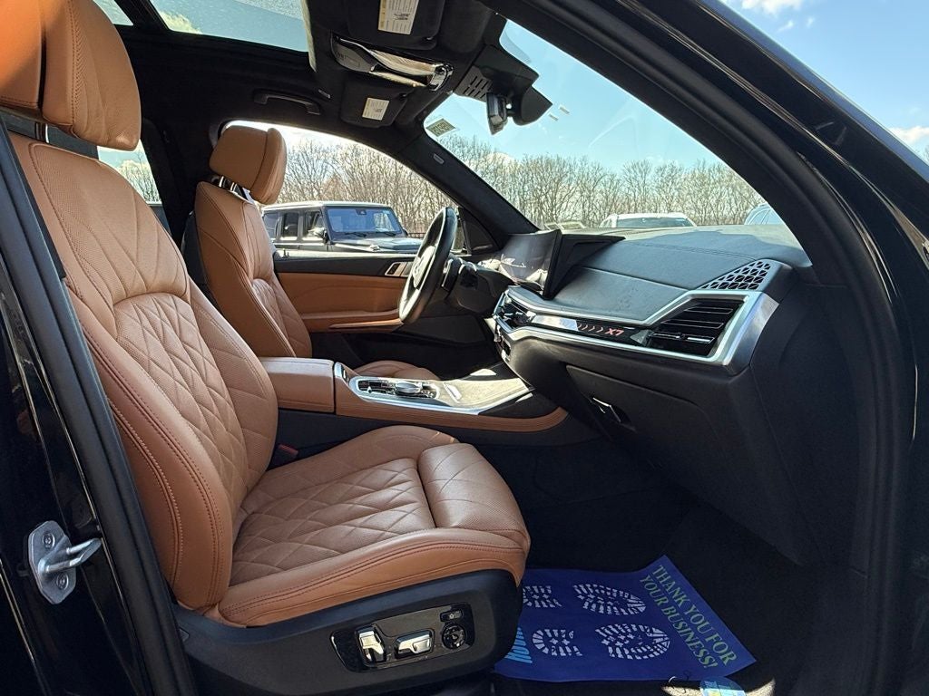 2025 BMW X7 xDrive40i