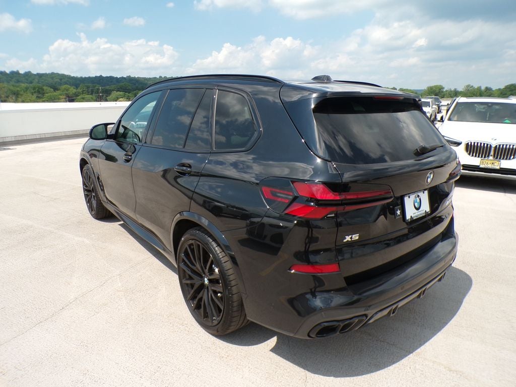 2026 BMW X5 M60i