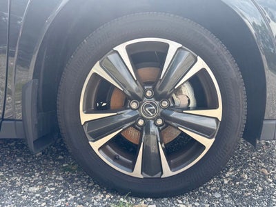 2025 Lexus UX 300h Premium