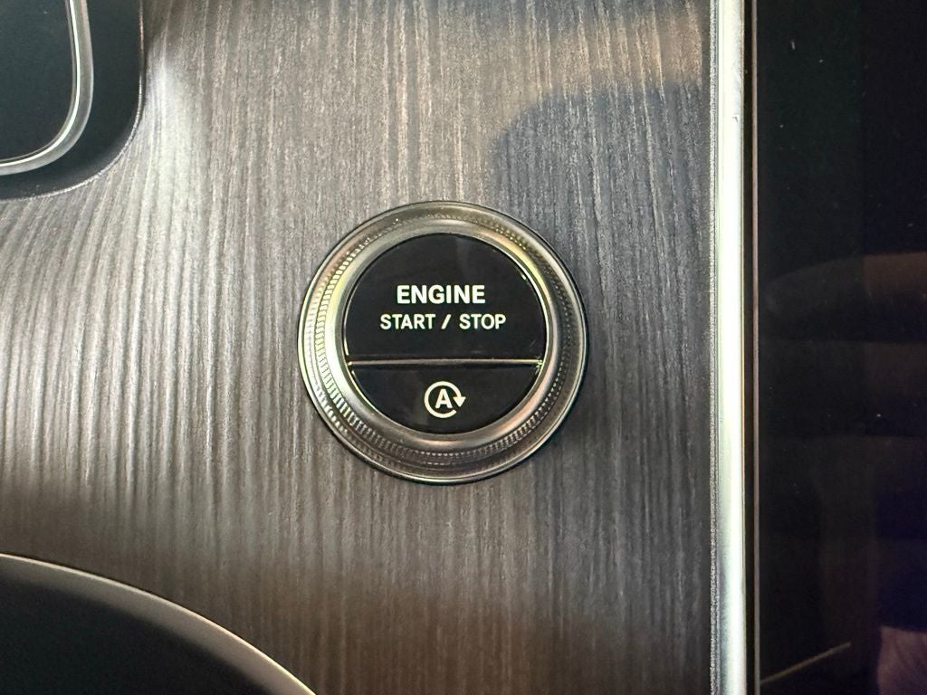 2026 Mercedes-Benz C 300 4MATIC®