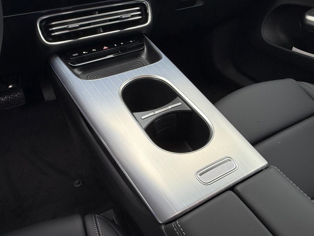 2027 Mercedes-Benz CLA 220 FWD