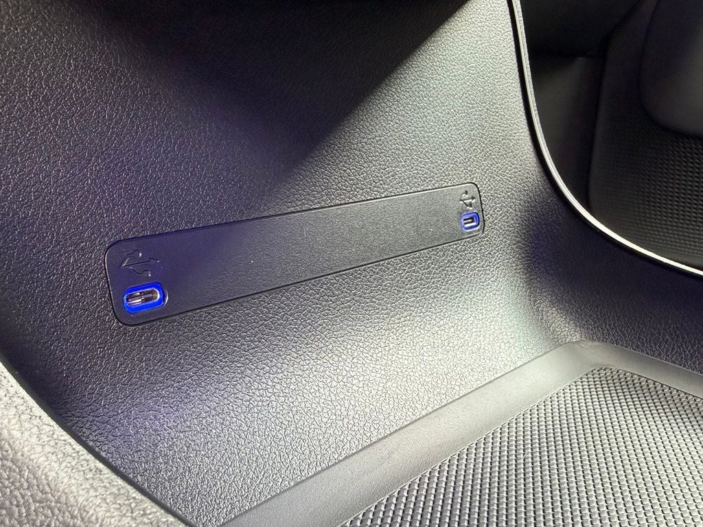 2027 Mercedes-Benz CLA 220 FWD
