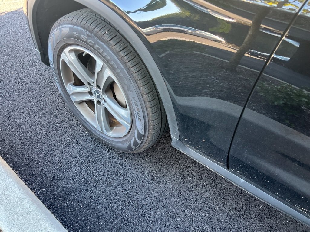 2022 Mercedes-Benz GLC 300 4MATIC® 4MATIC®