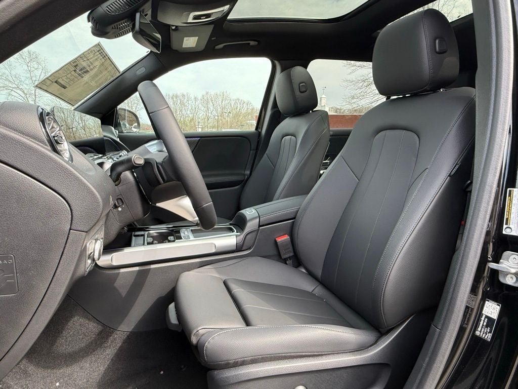 2026 Mercedes-Benz GLB 250 4MATIC®