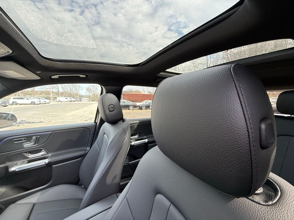 2026 Mercedes-Benz GLB 250 4MATIC®