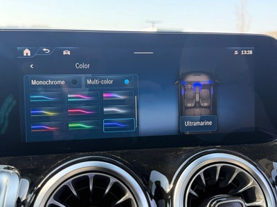 2026 Mercedes-Benz GLB 250 4MATIC®