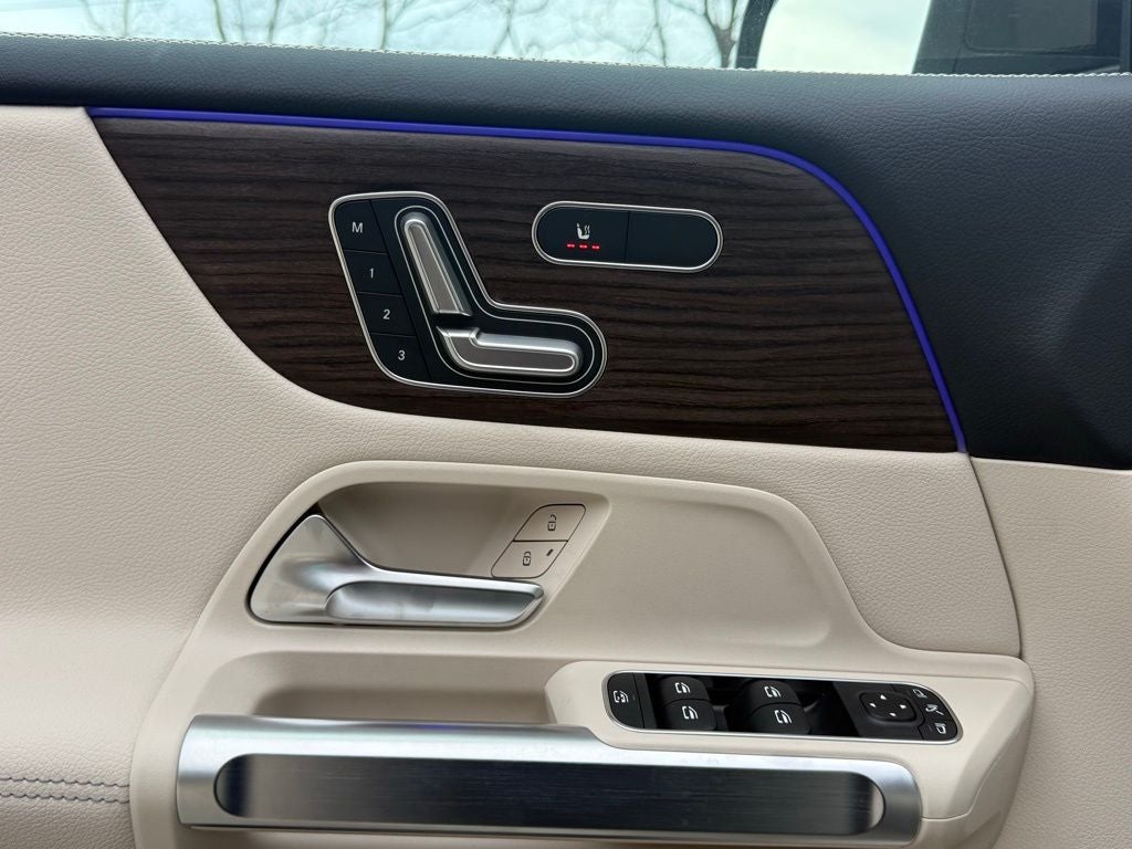 2026 Mercedes-Benz GLB 250 4MATIC®