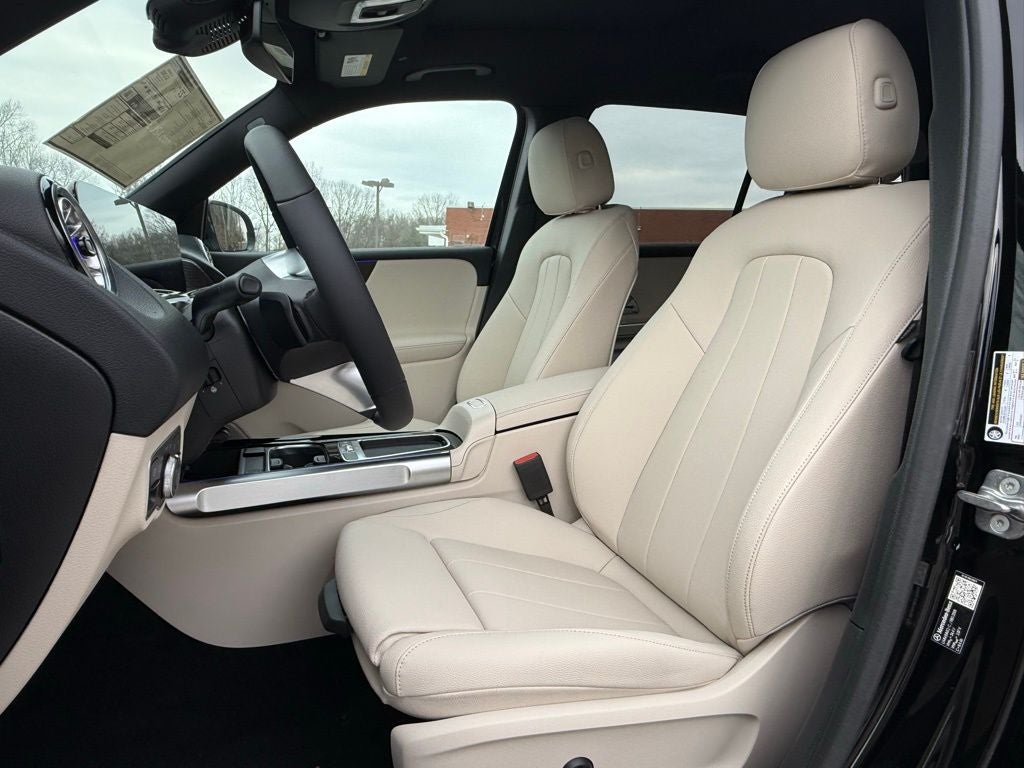 2026 Mercedes-Benz GLB 250 4MATIC®
