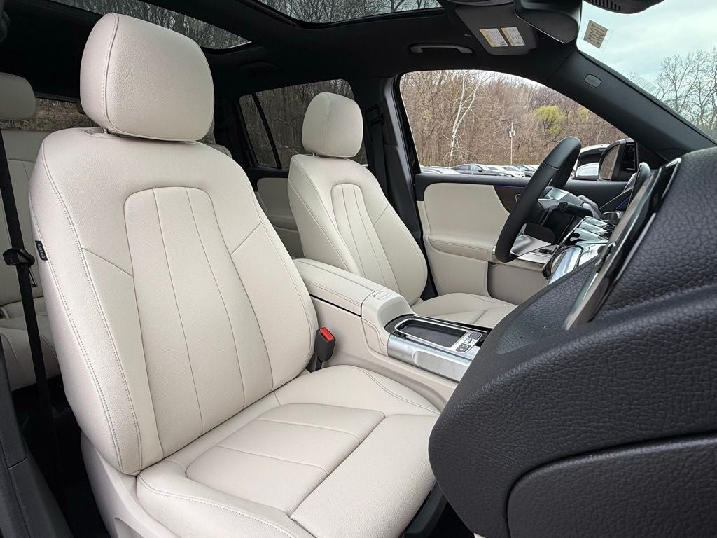 2026 Mercedes-Benz GLB 250 4MATIC®