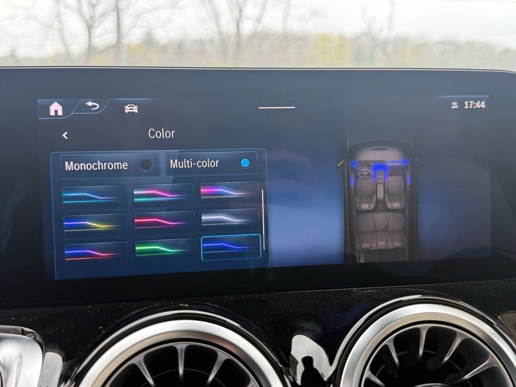 2026 Mercedes-Benz GLB 250 4MATIC®