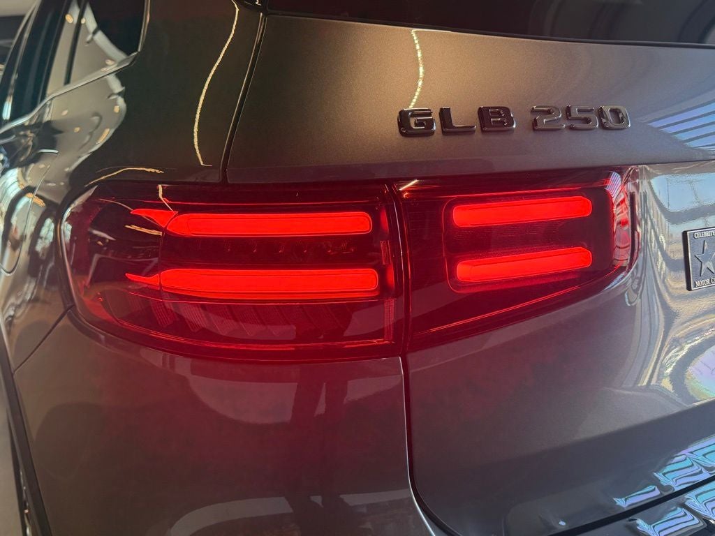 2026 Mercedes-Benz GLB 250 4MATIC®