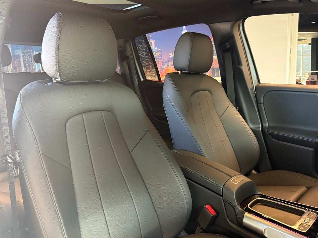 2026 Mercedes-Benz GLB 250 4MATIC®