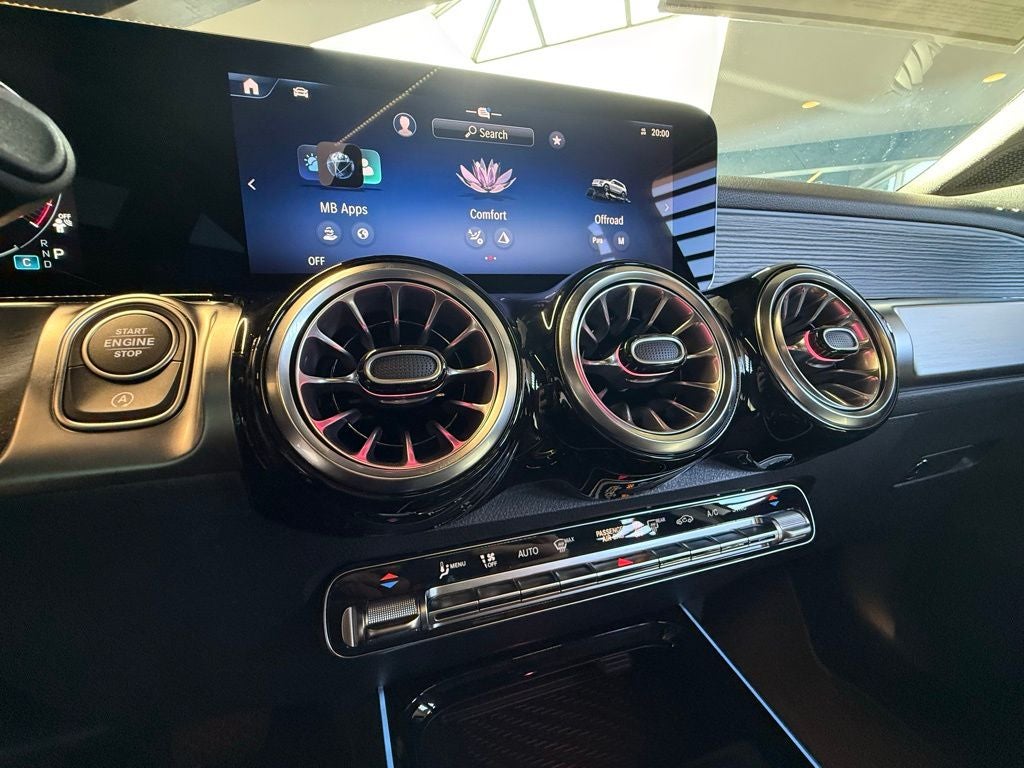 2026 Mercedes-Benz GLB 250 4MATIC®