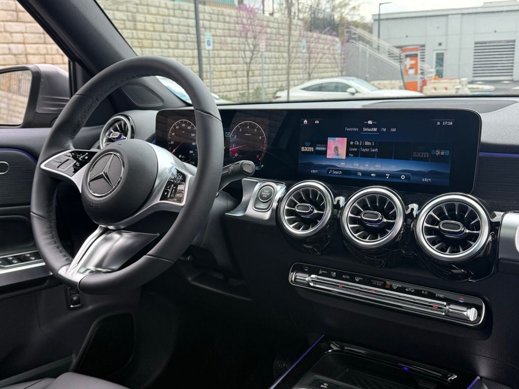 2026 Mercedes-Benz GLB 250 4MATIC®