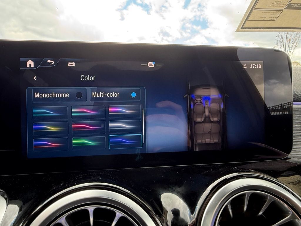 2026 Mercedes-Benz GLB 250 4MATIC®