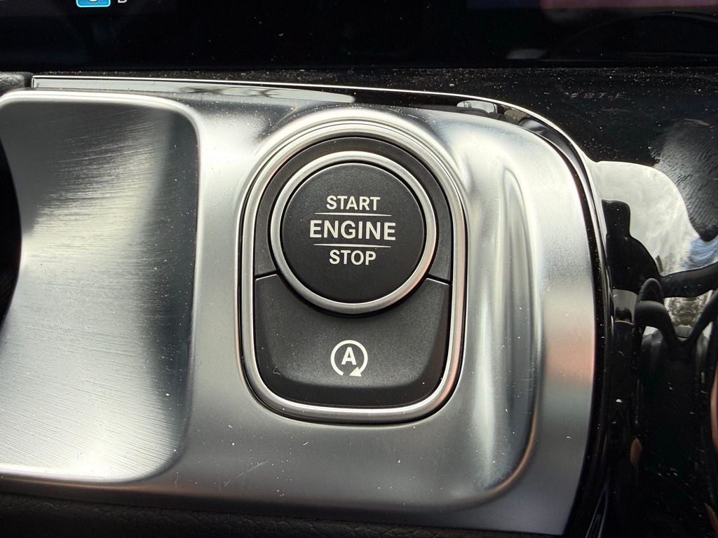 2026 Mercedes-Benz GLB 250 4MATIC®
