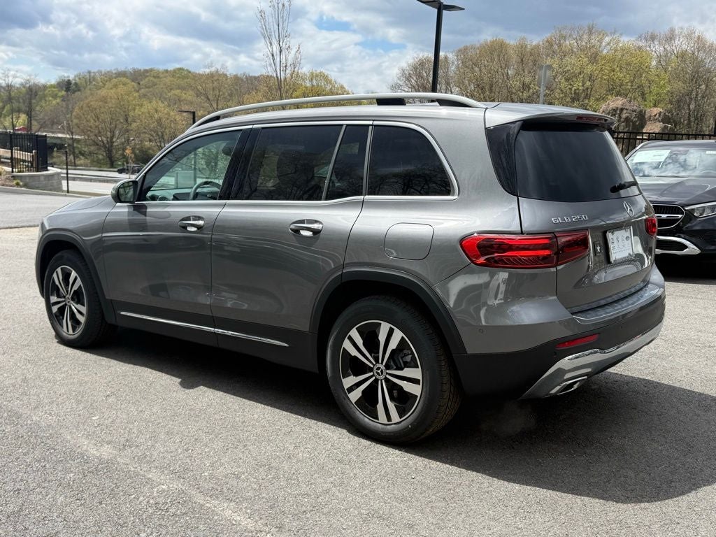 2026 Mercedes-Benz GLB 250 4MATIC®