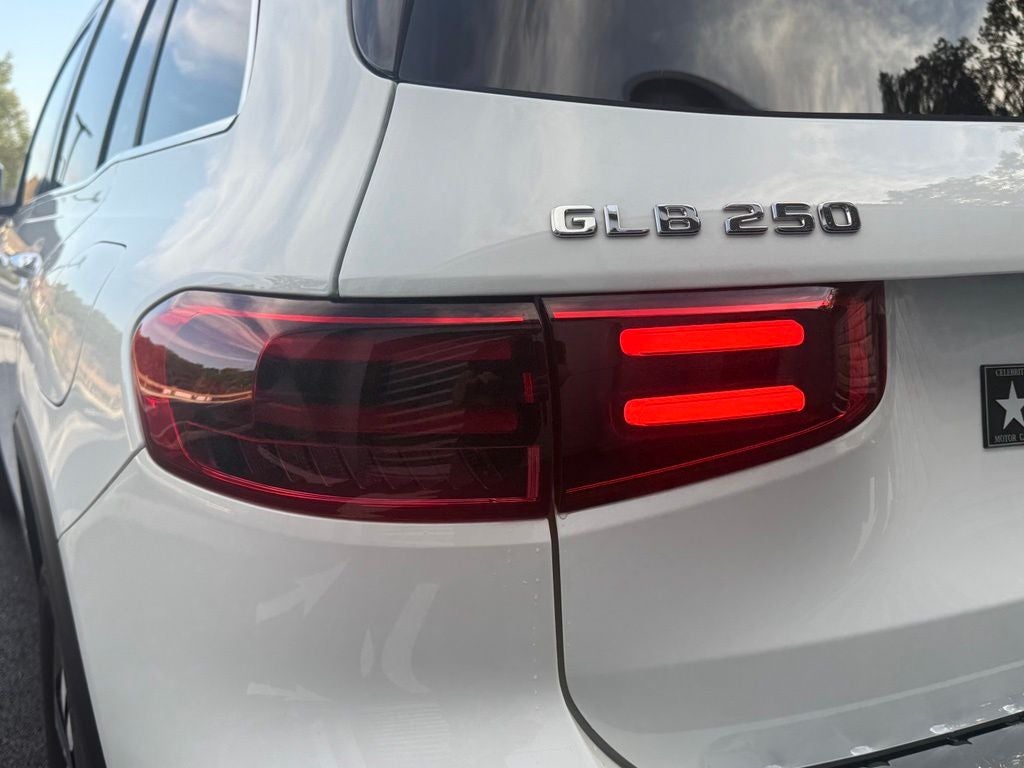 2026 Mercedes-Benz GLB 250 4MATIC®