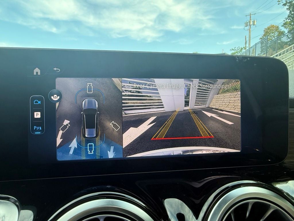 2026 Mercedes-Benz GLB 250 4MATIC®