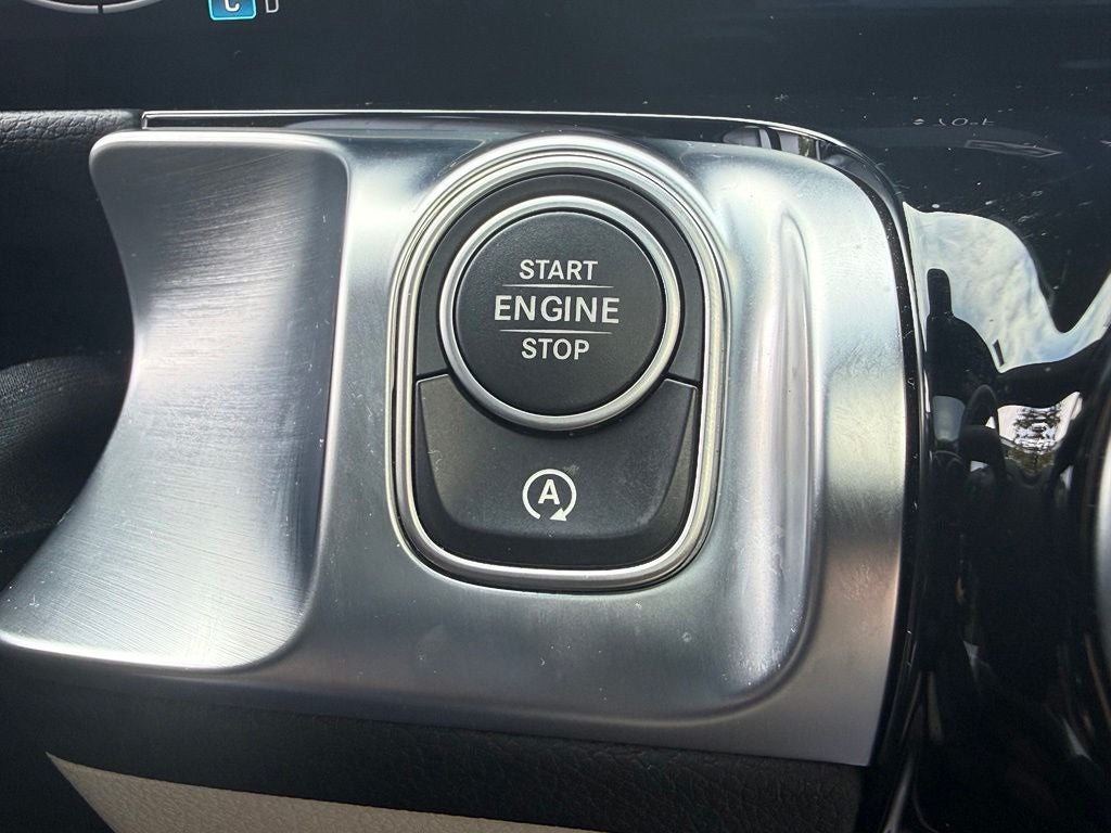 2026 Mercedes-Benz GLB 250 4MATIC®