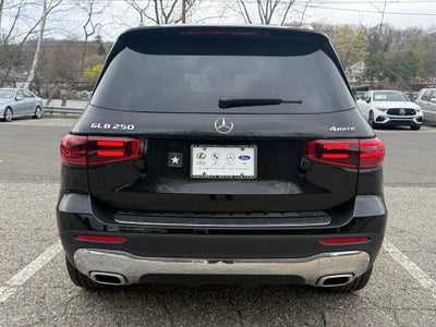 2026 Mercedes-Benz GLB 250 4MATIC®