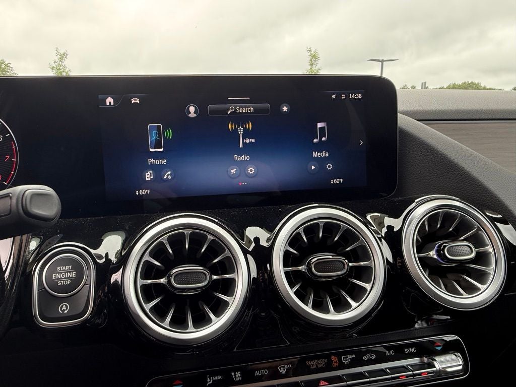 2026 Mercedes-Benz GLA 250 4MATIC®