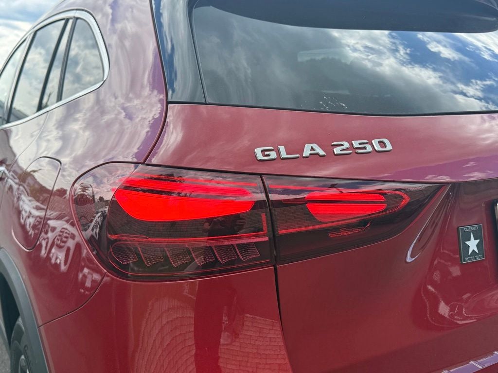 2026 Mercedes-Benz GLA 250 4MATIC®
