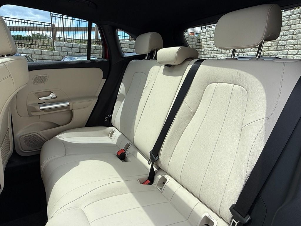 2026 Mercedes-Benz GLA 250 4MATIC®