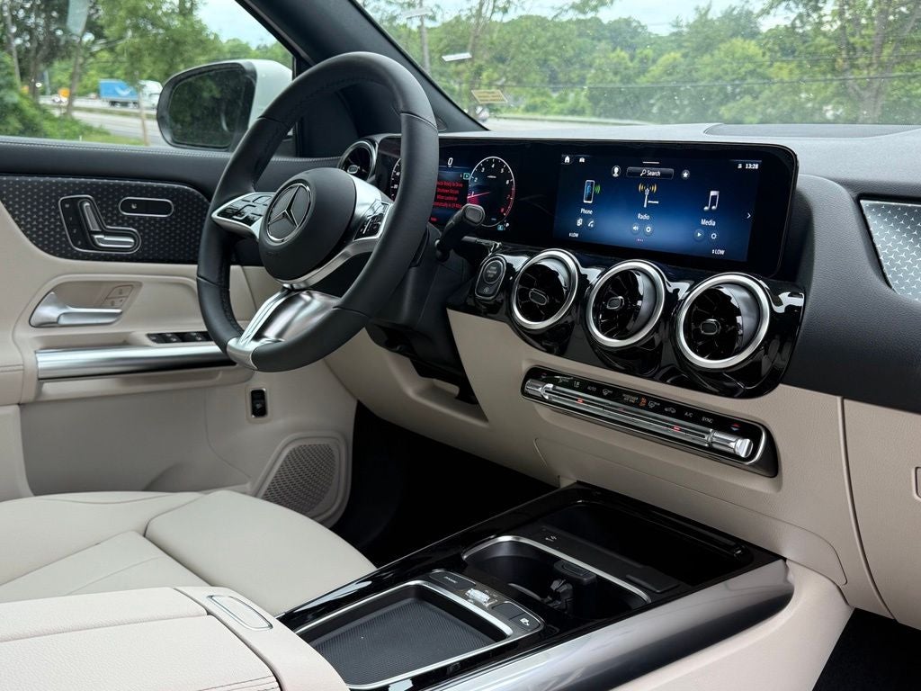 2026 Mercedes-Benz GLA 250 4MATIC®