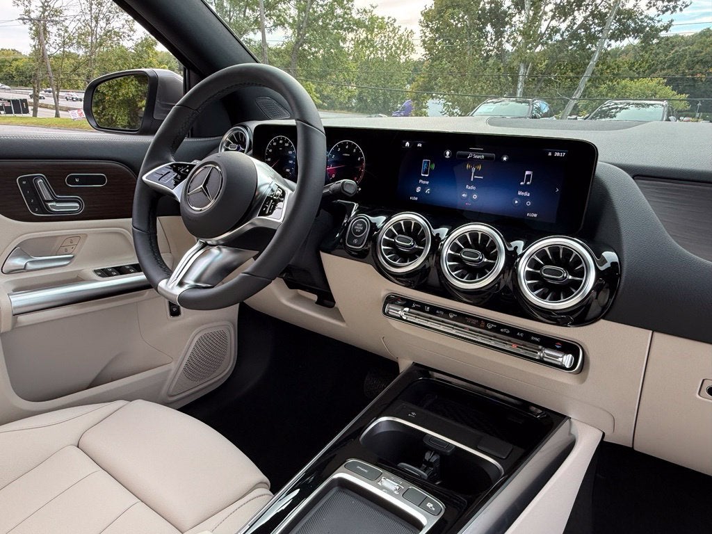 2026 Mercedes-Benz GLA 250 4MATIC®