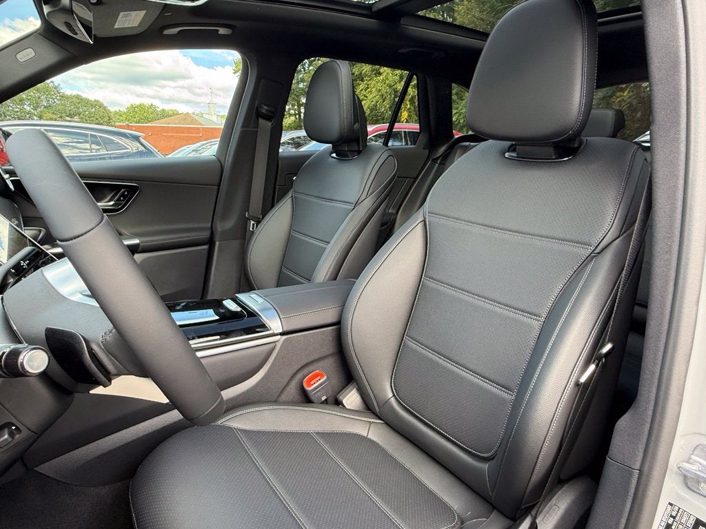 2027 Mercedes-Benz GLC 300 4MATIC®