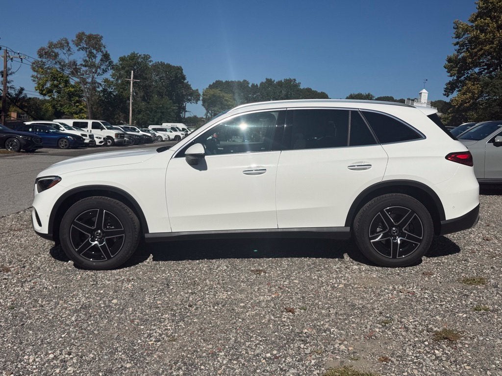 2027 Mercedes-Benz GLC 300 4MATIC®
