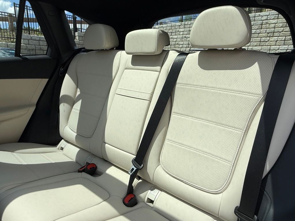 2026 Mercedes-Benz GLC 300 4MATIC®
