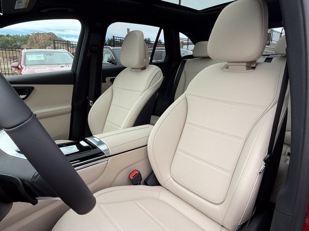 2027 Mercedes-Benz GLC 300 4MATIC®
