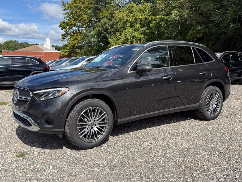 2027 Mercedes-Benz GLC 300 4MATIC®