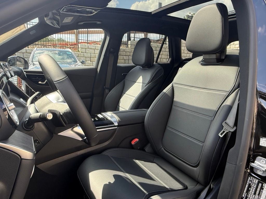 2027 Mercedes-Benz GLC 300 4MATIC®