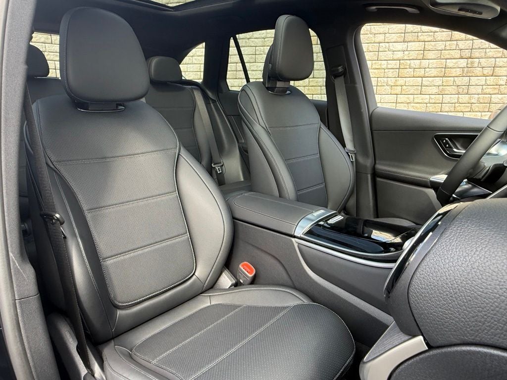 2027 Mercedes-Benz GLC 300 4MATIC®