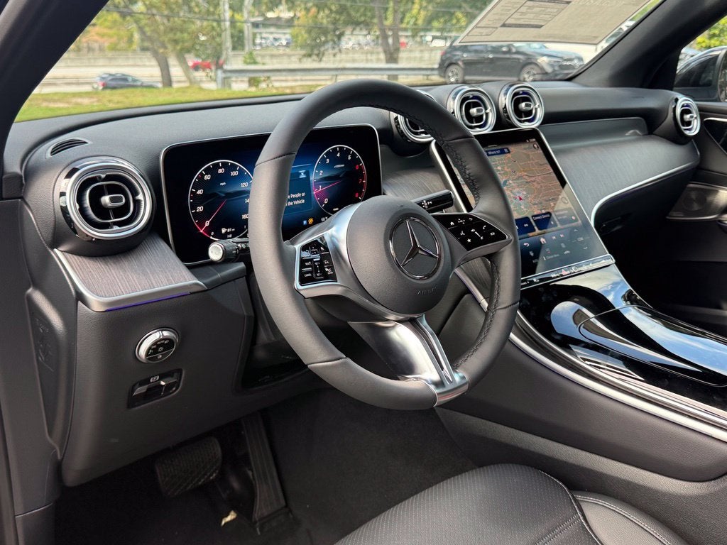 2027 Mercedes-Benz GLC 300 4MATIC®
