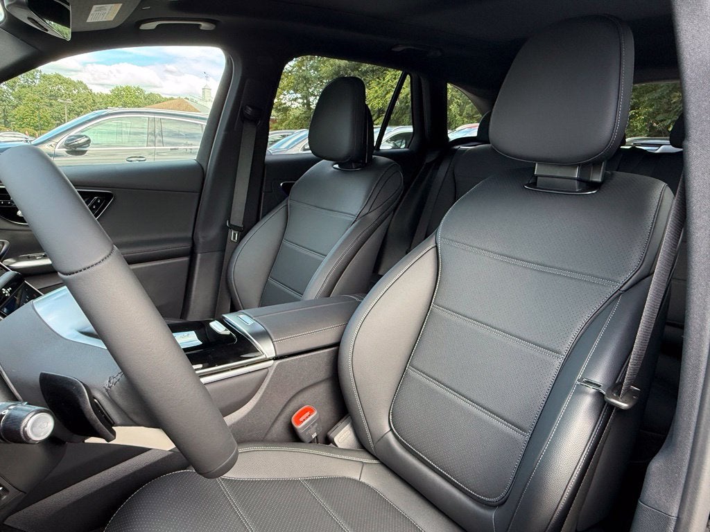 2027 Mercedes-Benz GLC 300 4MATIC®