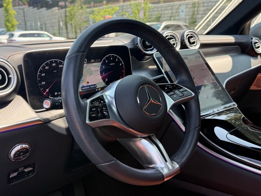 2023 Mercedes-Benz GLC 300 4MATIC®