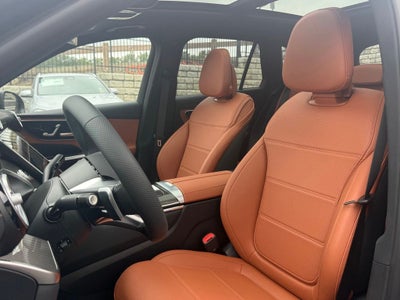 2027 Mercedes-Benz GLC 300 4MATIC®