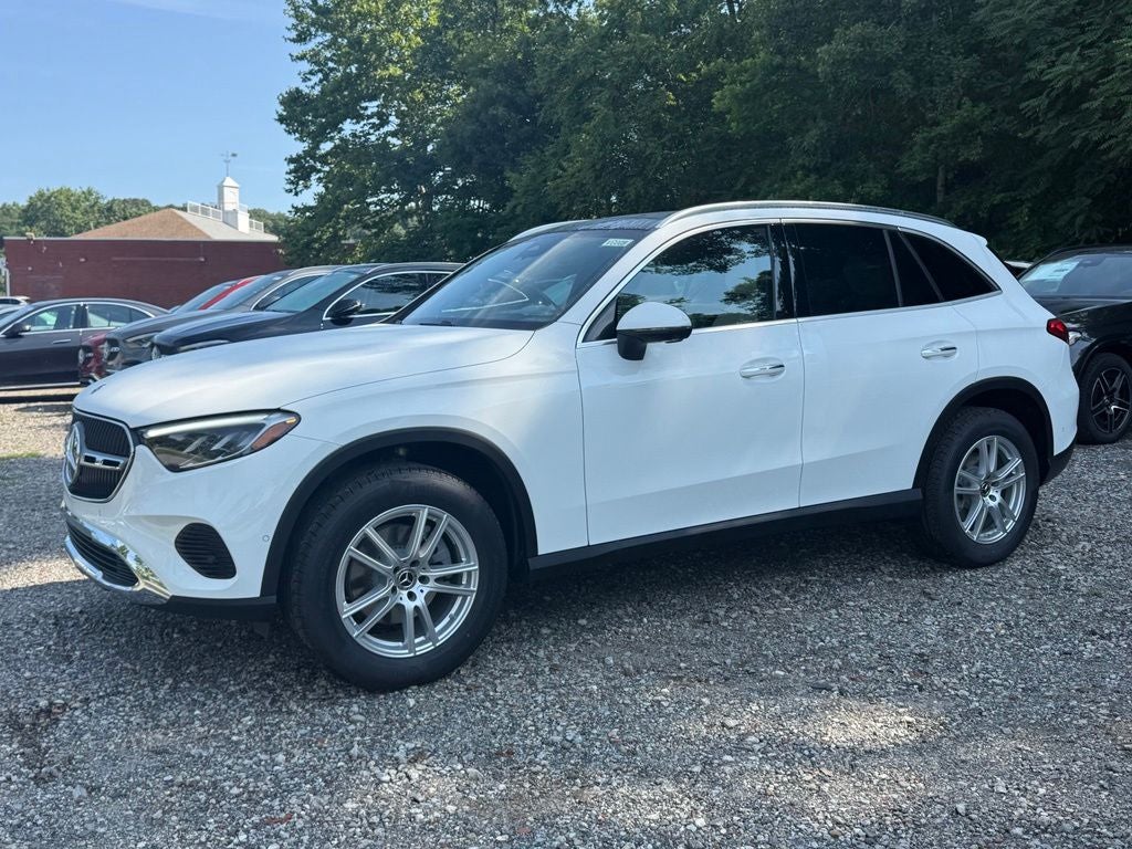 2027 Mercedes-Benz GLC 300 4MATIC® 4MATIC®